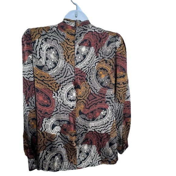 Vintage 70’s Helga Silk Top Woman Sz 8 Long Sleeve Draped Neck, Padded Shoulder - Picture 4 of 10